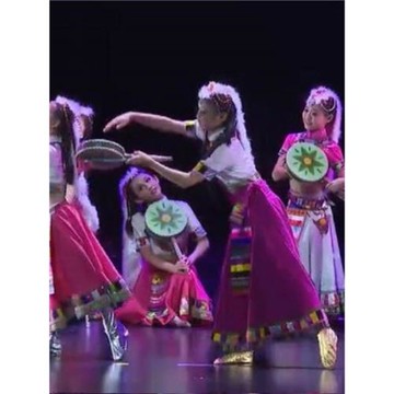 《傳承》第九屆小荷風采兒童舞蹈服大擺裙表演服藏族舞臺演出服W