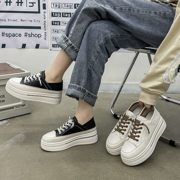 免綁鞋帶．休閒皮革拼色內增高厚底運動鞋．白鳥麗子