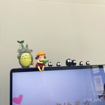 治癒係顯示器擺件 創意擺件 卡通擺件治癒小梅電腦顯示屏裝飾公仔辦公桌麵屏幕擺件汽車車內裝飾用品電腦屏幕擺件