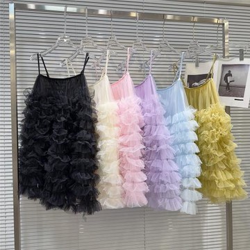 網紅同款2025夏季新款甜美名媛多層褶皺網紗拼接設計吊帶連衣裙女