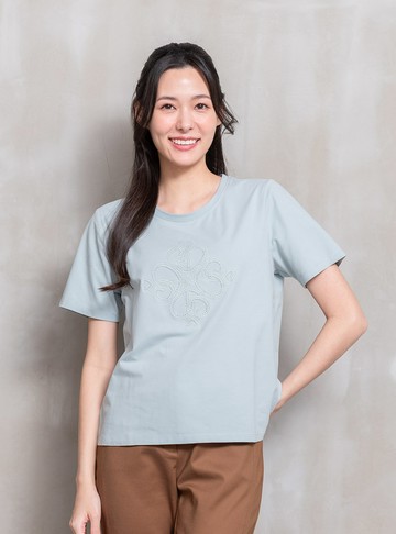 *幸運四葉草刺繡圖騰圓領Ｔ恤