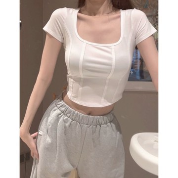 【ABCD】上衣女 短板上衣 白t恤女生 方領上衣 內搭上衣 辣妹裝 性感上衣 純欲風 個性上衣 設計感上衣 顯瘦穿搭