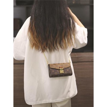 高級感真皮印花小方包女2025新款復古信封鏈條包百搭斜挎包