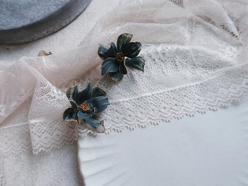 復古花樣- 耳環 水晶花 手作新娘飾品 禮物 新娘頭飾/伴娘配飾