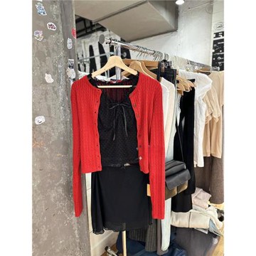 Brandy girl bm復古紅色麻花針織開衫外套女毛衣外搭裝早秋慵懶風