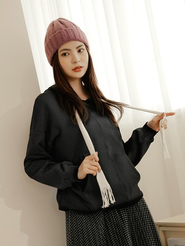 玩轉百tee．不對稱下襬內刷毛連帽大學T