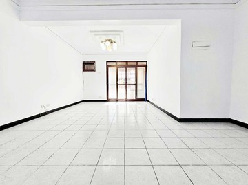 前陽台進出可抽汽車位建安街邊間大三房｜新北市新莊區建安街