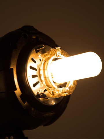 神牛150W造型燈泡照型燈泡大功率影室閃光燈聚光螺紋燈泡 攝影棚攝影燈螺旋口燈泡