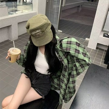 S-5XL 大尺碼襯衫 復古港味綠色格子襯衫女春秋季寬鬆設計感小眾上衣長袖襯衣外套潮