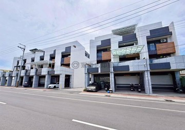 ✅彌陀市中心┃路科苑┃輕屋齡企業住辦車墅｜高雄市彌陀區中正東路
