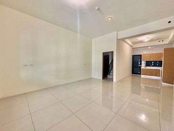 專任 員林 近員林大道輕屋齡豪墅｜彰化縣員林市三多六街