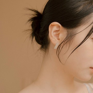 QUEENSHOP_ S 女裝 正韓 氣質水鑽寶石珍珠耳環組 現+預 【07030877】