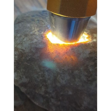 【七彩翡翠】半賭石，大馬砍開窗料～台灣現貨,730g