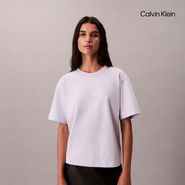 【Calvin Klein】 CK 經典標誌寬鬆圓領 T 恤_紫色