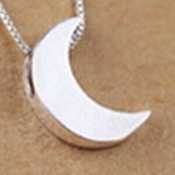現貨+預購 925純銀項鍊 吊墜-月亮造型氣質時尚百搭母親節生日情人節禮物女配件73y88【獨家進口】【米蘭精品】