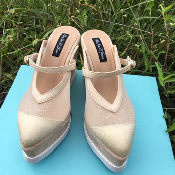 2026松糕厚底增高舒適女涼鞋夏季透氣網紗一字帶尖頭休閑涼拖鞋