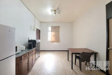 新埔國中旁 邊間三面採光大露台美寓｜新北市板橋區四維路