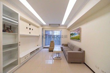 ✯稀有！R15捷運旁-捷運純品1樓露台戶樓中樓✯｜高雄市左營區文強路