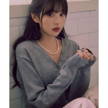 SUL 韓國代購🇰🇷預購 ROLAROLA 針織外套 V NECK BASIC CARDIGAN