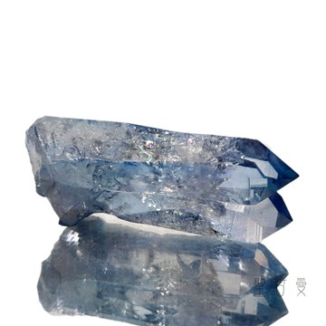 丹泉水光水晶靈魂伴侶 Angel Aura Quartz 煉金術水晶 ~協助對焦神性意志，無私的合作、分享與教導