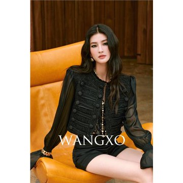 WANGXO｜高品羊毛閃爍亮絲花呢拼微透雪紡｜喇叭袖短款香風外套