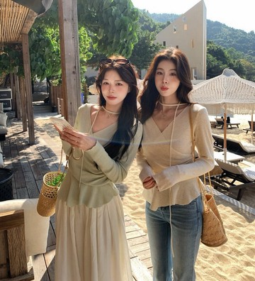 VIVILIAN溫柔荷葉邊上衣