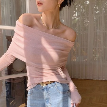 大美妞★現+貨 一字肩毛衣女 韓系斜肩毛衣 新款修身毛衣 性感辣妹露肩針織衫 一字領長袖上衣 針織毛衣
