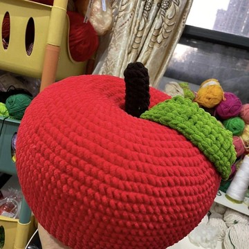 🔥熱銷🔥草莓抱枕手工冰條線diy材料包手工鉤織送閨蜜送男女朋友diy抱枕 手作靠枕 可愛抱枕娃娃 靠墊
