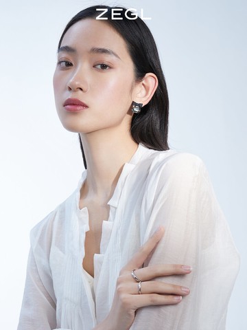 ZEGL黑色蝴蝶結耳環女2022年新款耳釘高級感氣質925銀針復古耳飾