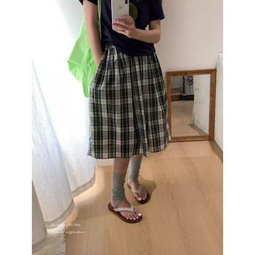 BAi白媽媽 格紋百褶裙／日系學院風鬆緊腰A字中長裙－台灣現貨 隔日到貨【360057】