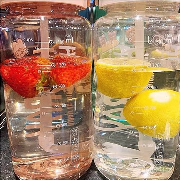 【全店免運 臺灣發貨】高顔值水杯夏天季超大容量號運動水壺瓶便攜健身吸管水桶太空杯子防摔 耐高溫 ins風 食品級 水杯