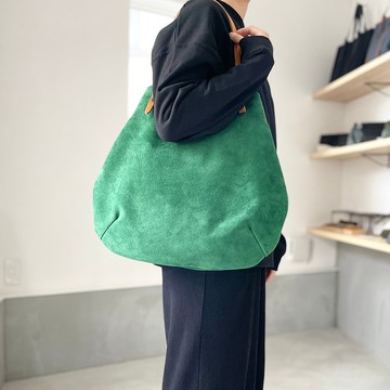 牛床絨面革與極厚油蠟皮革的圓形托特包【綠色】