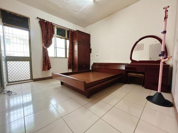 鳳山｜衛武營｜新甲國小活巷車庫透天｜高雄市鳳山區新樂街