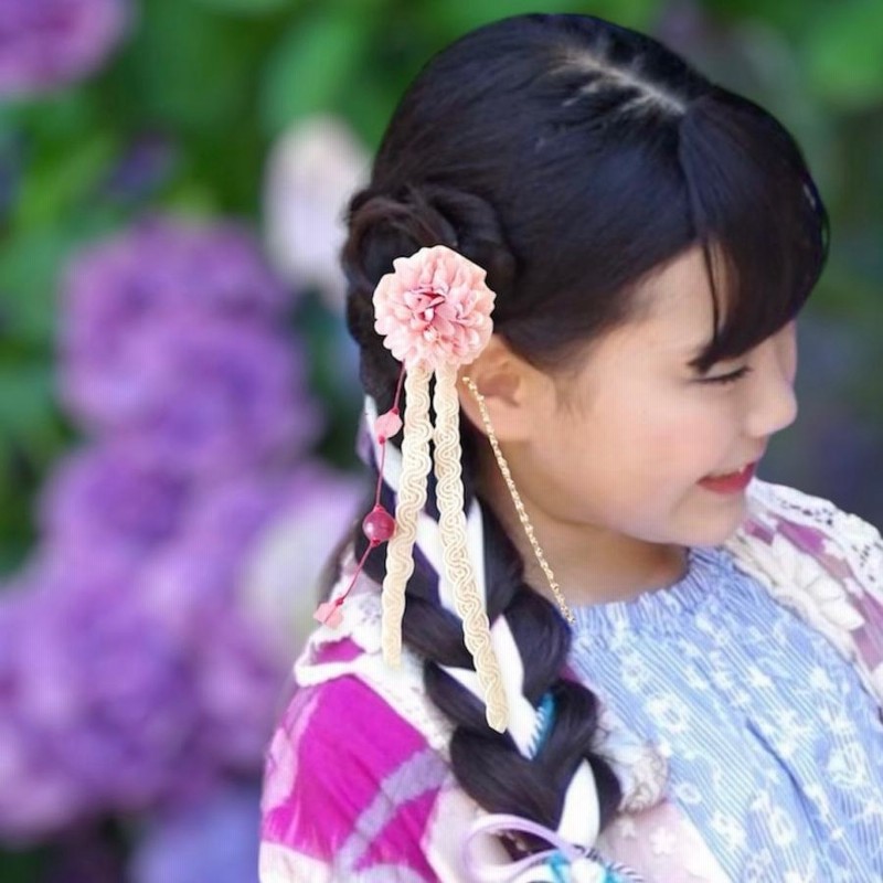 mcmc様 アップスタイルにゆらゆら揺れる花かんざし＊結婚式 成人式 髪飾り mcmc様 アップスタイルにゆらゆら揺れる花かんざし＊結婚式 成人式 髪飾り