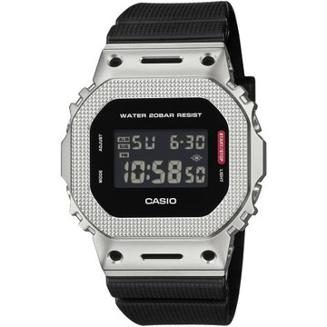 CASIO G-SHOCK 極致強悍金屬經典方形計時錶/GM-5600M-1