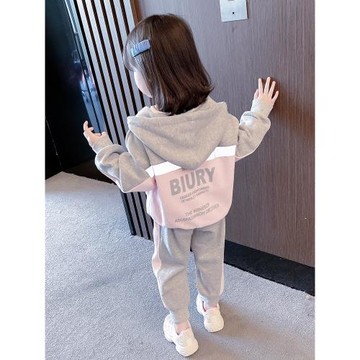 女童時髦洋氣套裝冬裝2026新款運動女寶寶春裝加厚兒童加絨巨好看