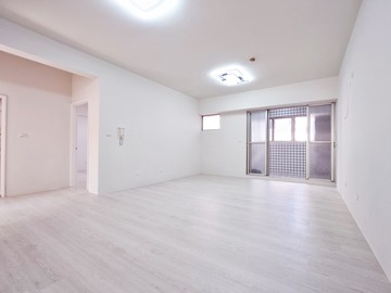 潭子矽品得寶名邸採光大三房直達雙車位我承辦｜台中市潭子區雅豐街