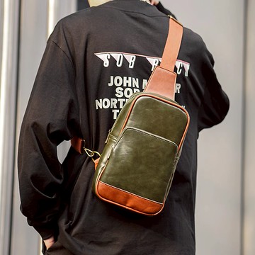 復古皮革胸包 左右肩可切換 手機包 包包 男包 肩背包 單肩包 側背包 後背包 魔法巷