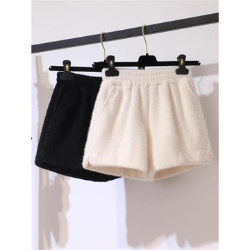 水貂絨短褲女秋冬外穿2025新款靴褲高腰a字大碼小個子打底闊腿褲