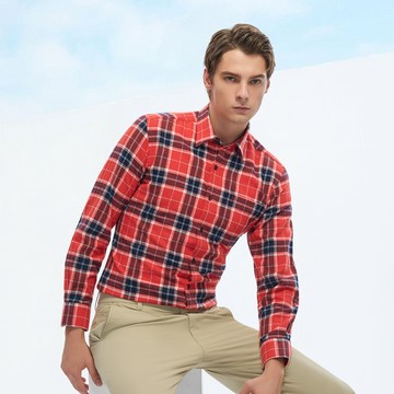 Pierre Cardin 男襯衫 磨毛保暖純棉保暖柔順抗皺休閒素面長袖襯衫_紅底黑白格(53978-65)
