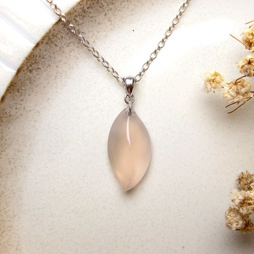 造型玉墜-花瓣 玫瑰玉髓/簡單好搭配/