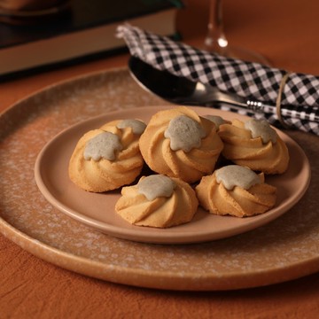 雲朵奶蓋曲奇-松露萊思克奶油