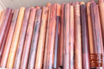臥香【和義沉香】《編號W17》批發零售 高質感紅木臥香管 特價每管$120 十管$1000