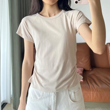 小心機杏色鏤空露背修身短袖t恤