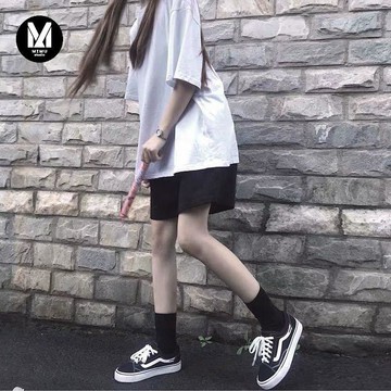 台灣熱銷🔥黑色五分休閒運動短褲子 女學生韓版寬鬆新款百搭外穿高腰闊腿褲夏 短褲 運動短褲 高腰短褲 a字短褲 黑短褲女