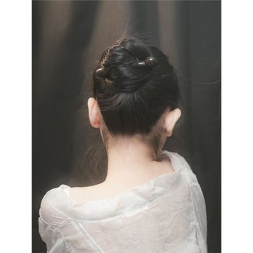 Zang又一雪 翹雙尖木簪 原創反扣式盤發寬月長款兔魚黑綠檀木簪子