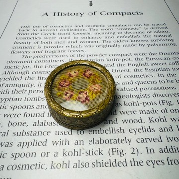 奧地利古董 刺繡銅鍍金粉盒