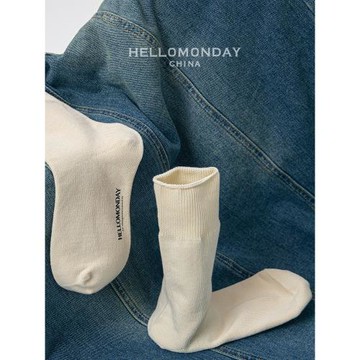 素人工作室無骨襪子女秋冬中筒襪棉襪運動簡約日系黑色春秋長筒襪