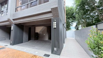 ✔️大里全新✔️邊間電梯別墅✔️可三車｜台中市大里區仁化工二路