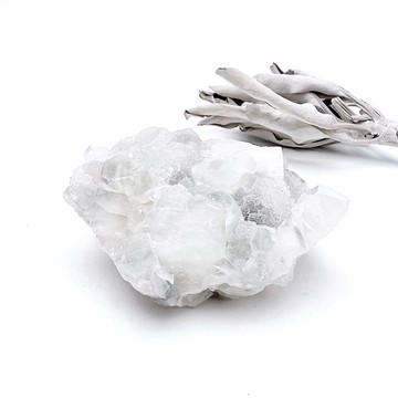 野闊。一圖一物  療癒 淨化 擺件 l 淡綠砂糖魚眼石 鑽石魚眼石 l